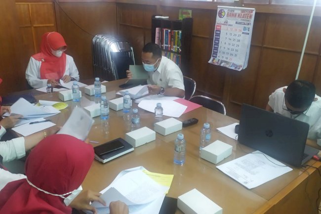 RAPAT TKKSD KAB.KLATEN MEMBAHAS DRAFT MOU DAN PKS TENTANG JAMINAN KESEHATAN BAGI PGOT