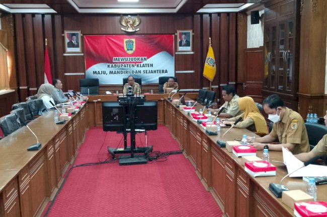 Rapat Pembahasan Kerja Sama dengan Universitas Diponegoro Semarang