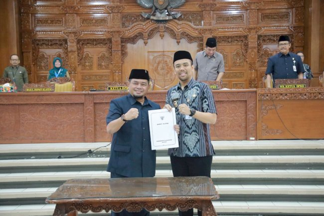 Rapat paripurna Penyampaian LKPJ Bupati Tahun 2024