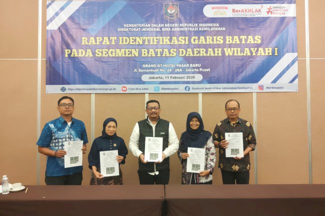 Penandatangan Berita Acara Kesepakatan Batas Wilayah antara Kabupaten Klaten, Provinsi Jawa Tengah dan Kabupaten Sleman, Daerah Istimewa Yogyakarta