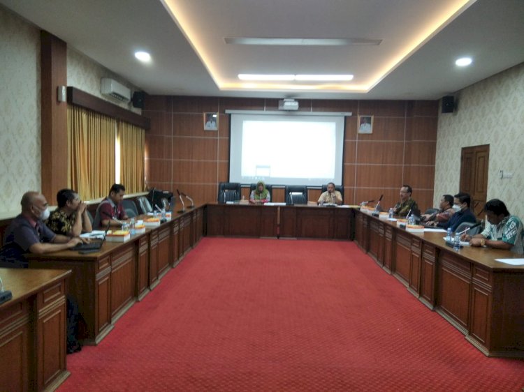 Rapat TKKSD Kabupaten Klaten Fasilitasi Permohonan Kerja Sama dari Universitas Sebelas Maret