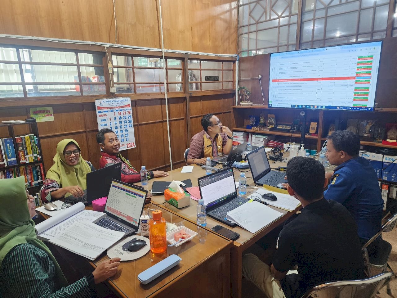 DESK FINALISASI INPUTING CAPAIAN SPM DAN PENYUSUNAN LAPORAN PENERAPAN ...