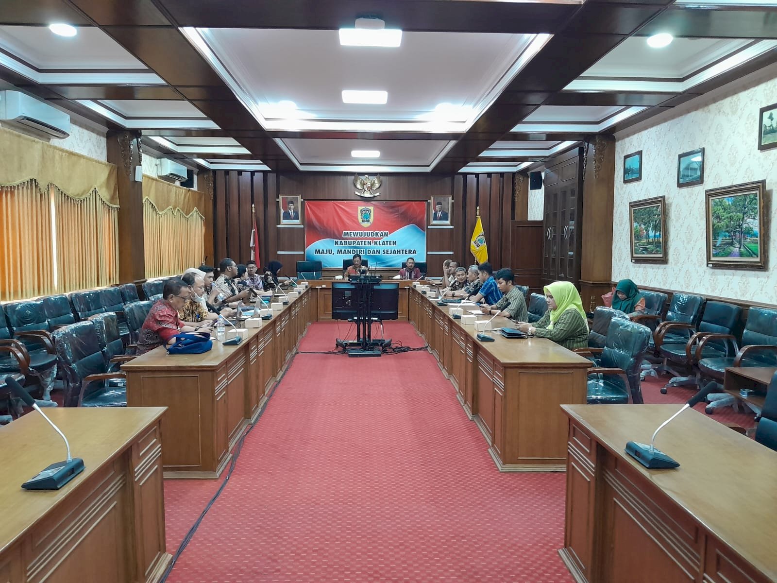 RAPAT KOORDINASI DAN SINKRONISASI DATA DENGAN KONDISI FAKTUAL BATAS DAERAH ANTARA KABUPATEN KLATEN DAN KABUPATEN SUKOHARJO