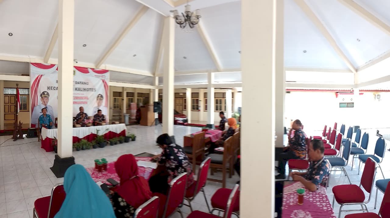 Verifikasi Lapangan Evaluasi Kinerja Kecamatan (EKK) Tahun 2025 di Kecamatan Kalikotes dan Kecamatan Klaten Utara