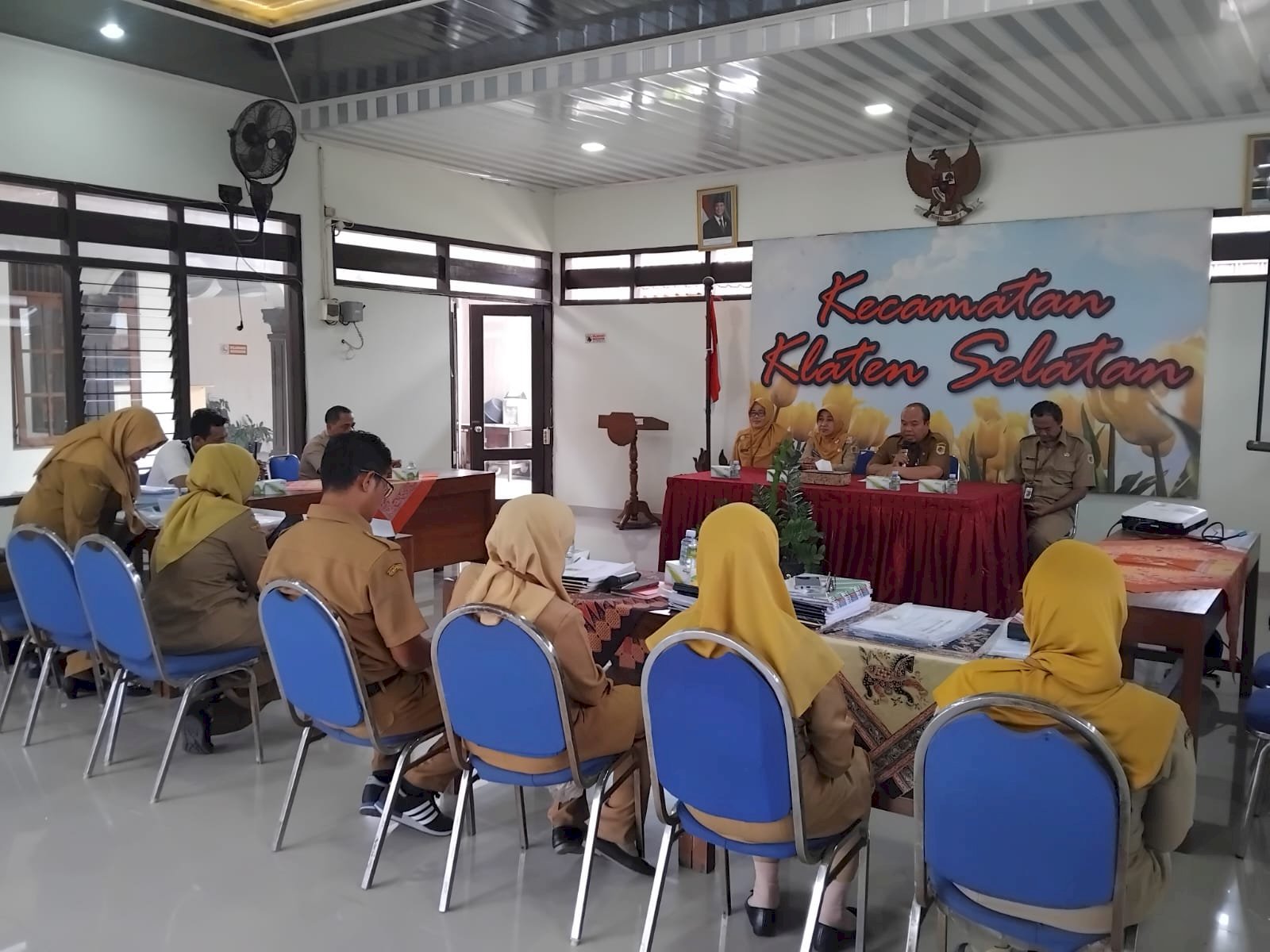 Verifikasi Lapangan Evaluasi Kinerja Kecamatan (EKK) Tahun 2025 di Kecamatan Gantiwarno dan Kecamatan Klaten Selatan