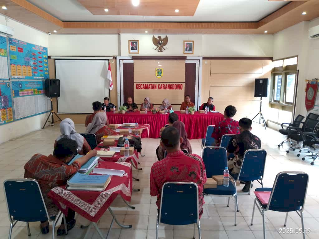 Verifikasi Lapangan Evaluasi Kinerja Kecamatan (EKK) Tahun 2025 di Kecamatan Karangdowo