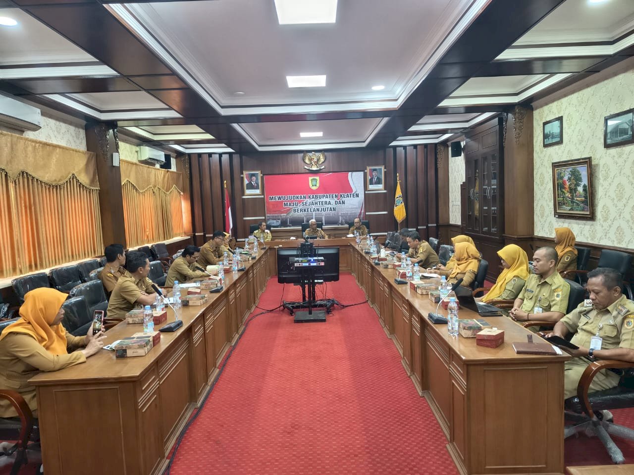 Rapat Koordinasi persiapan kunjungan dan penandatangan MoU Sister City antara Nanjing County dengan Kabupaten Klaten
